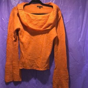 Bell sleeved sweater